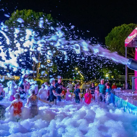 Small Camp Portofelice אתר קמפינג