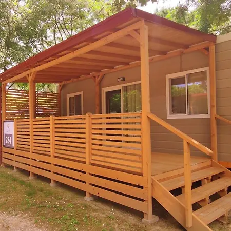 Small Camp Portofelice キャンプ場 エラクレア・マーレ