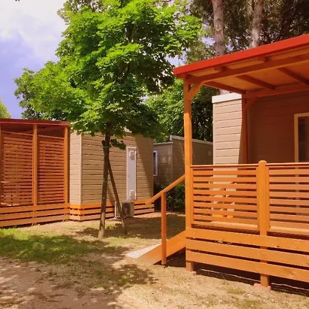אתר קמפינג Small Camp Portofelice *