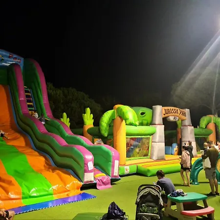 Small Camp Portofelice אתר קמפינג