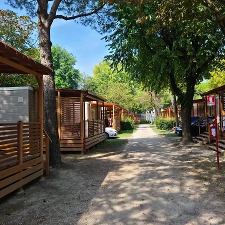 营地 Small Camp Portofelice *